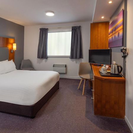 The Magnum Hotel Sunderland, Sure Hotel Collection By Best Western Sunderland  Exterior photo